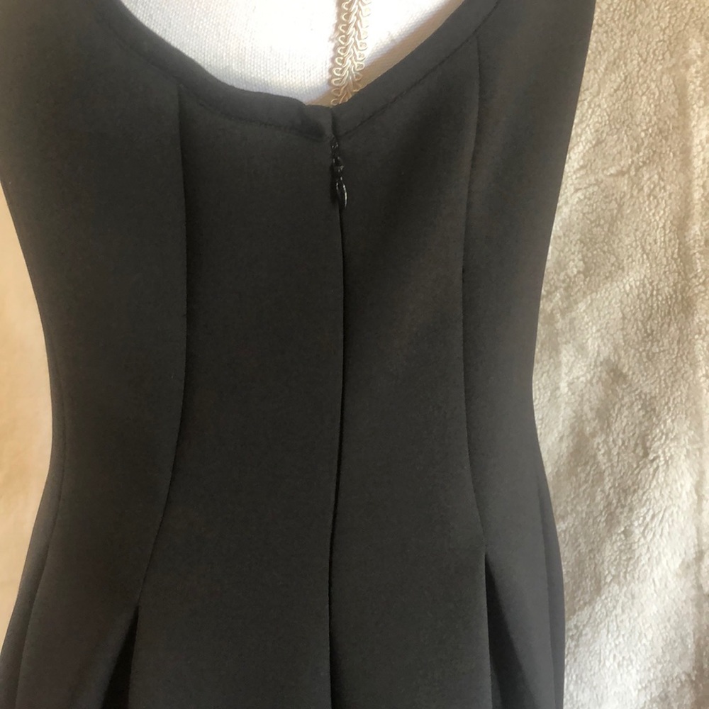 Laser Cut Hem Little Black Dress - Picture 4 of 7